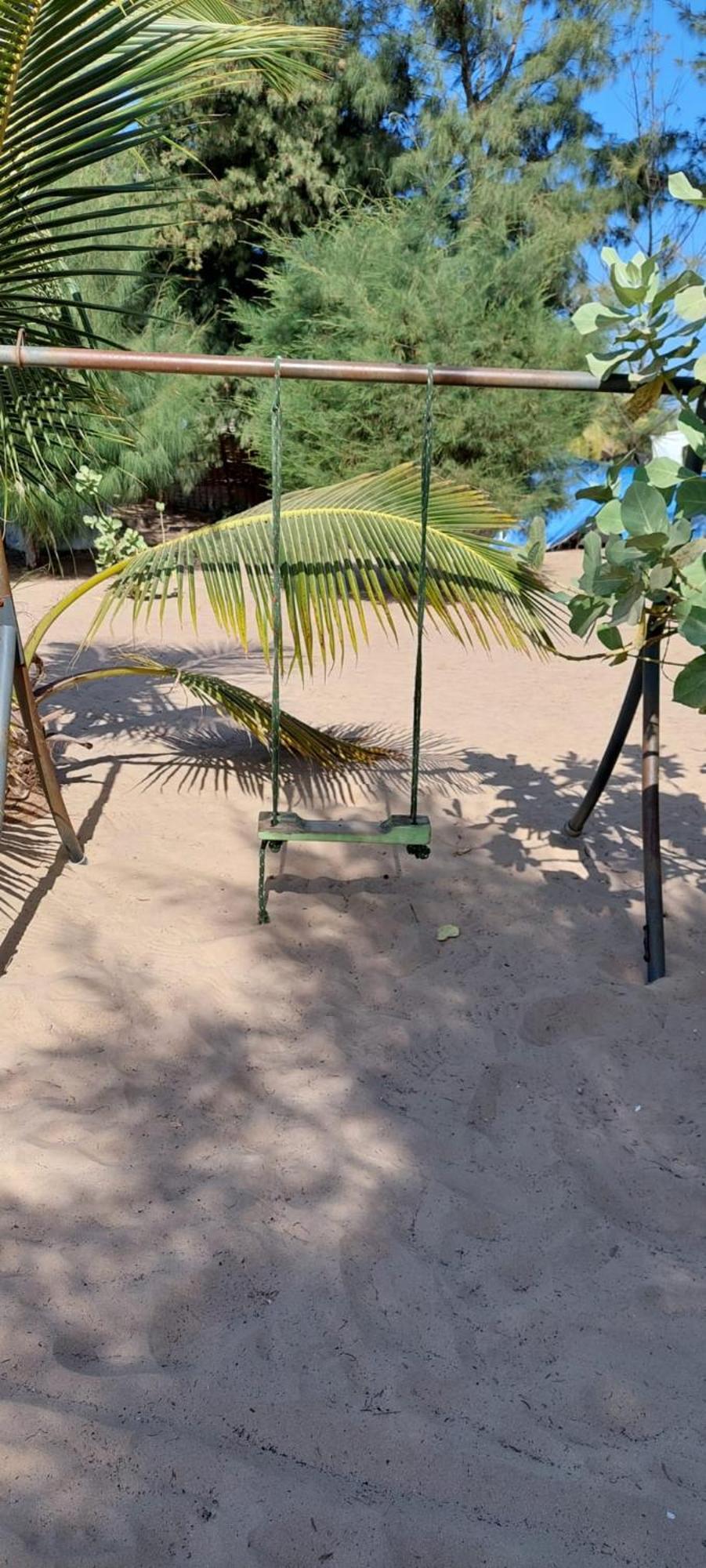 Mangrove Beach Sanyang Exterior foto